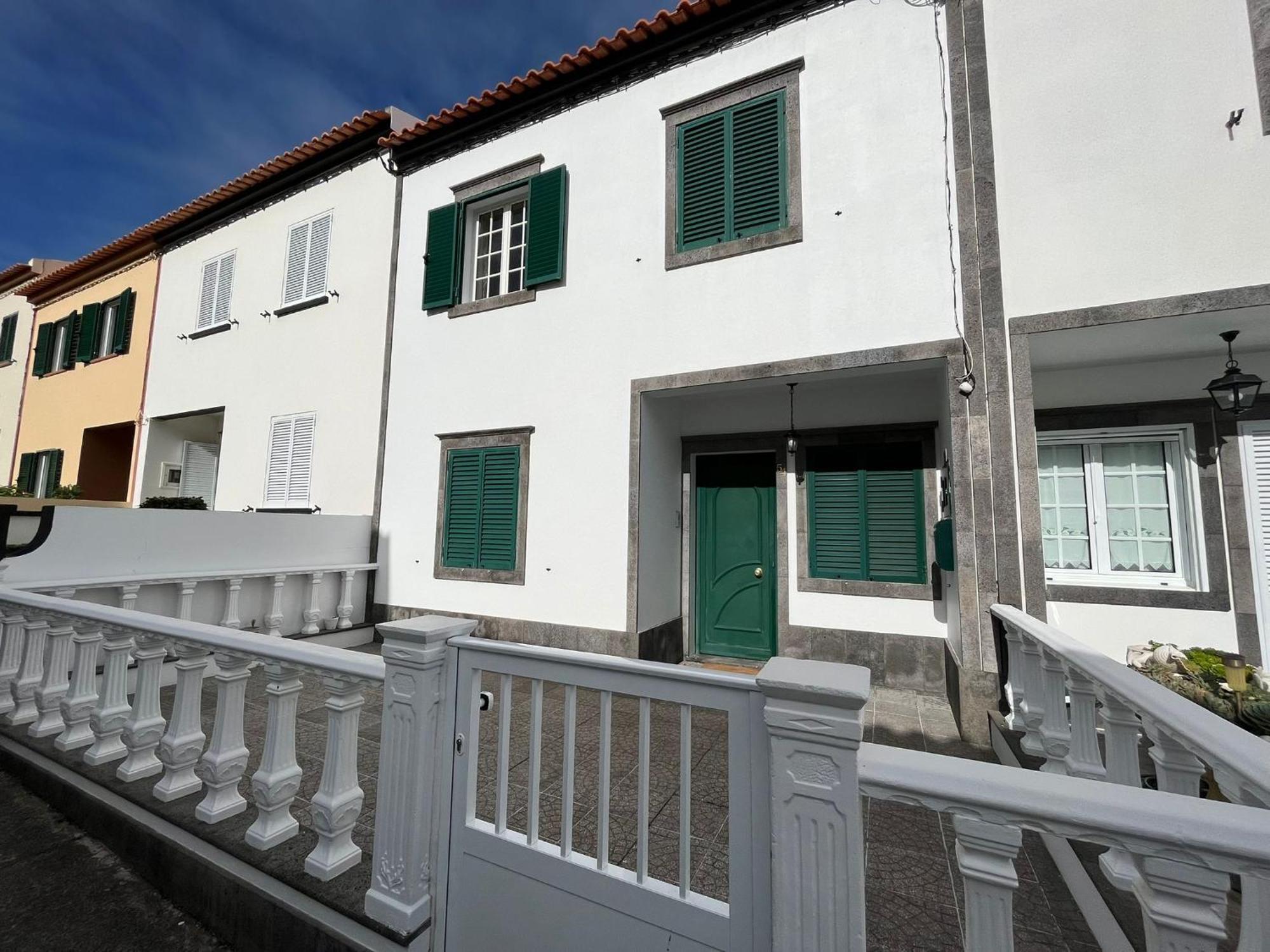 Espirito Azul Guest House - Rooms To Rent, 2 Minutes Walking From The Beach, Marina And Our Dive Center Vila Franca do Campo Exterior foto